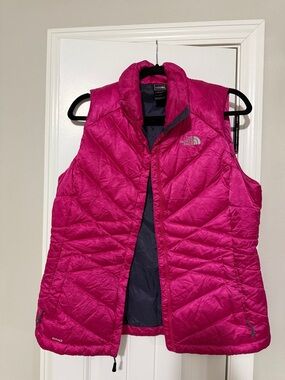 The North Face Women’s Magenta Quilted Insulated Vest
